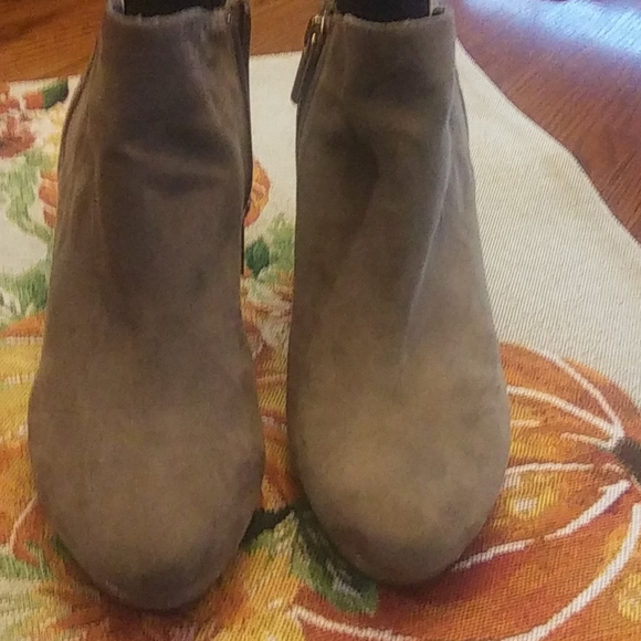 Bootie - Picture 3 of 3